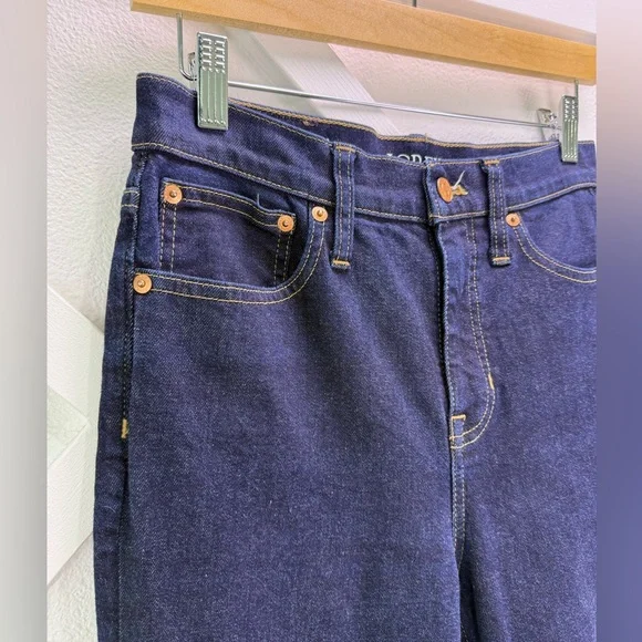 J. Crew Slim Demi Boot Jean In Dark Rinse Wash Size 26 - Picture 4 of 11